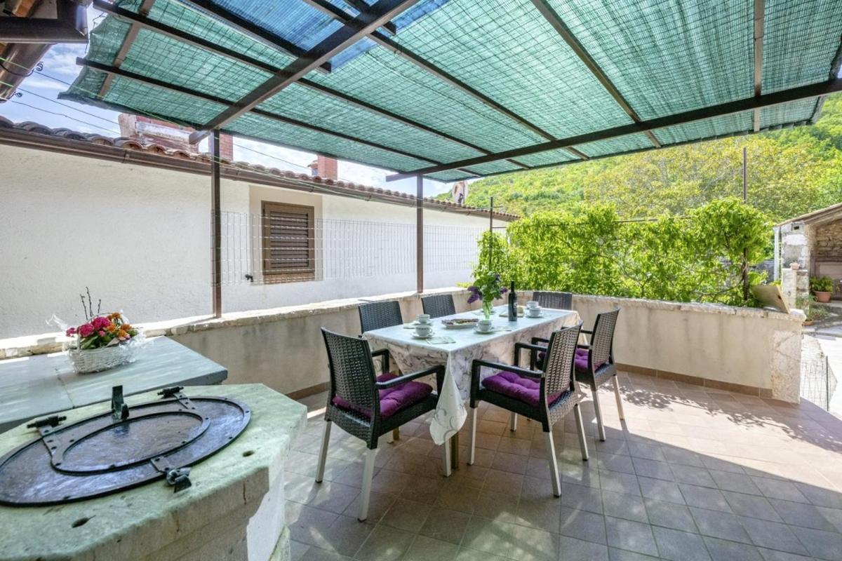 Вилла Marina Plomin In Plomin - Haus Fuer 6 Personen Экстерьер фото